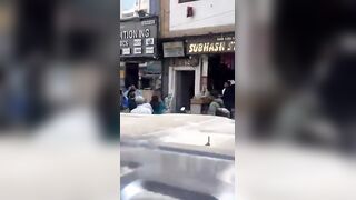 Valentine's Day: Terrifying Video Shows Young Woman Jumping From 4th Floor Of Hotel Room After Quarrel In Delhi's Vishwas Nagar