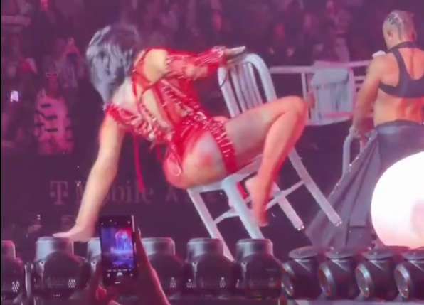 Wlhoops..Cardi B falls Off Stage Fall at Sold-Out Vegas Show