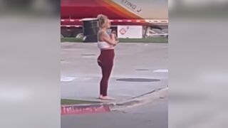 Ever See a Lot Lizard in Action ? Blonde with Big Ass gets Picked up