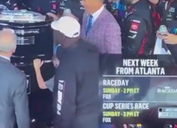 What is this? NBA Fans in Shock After Michael Jordan Was Caught Inappropriately Touching a Child on Live TV