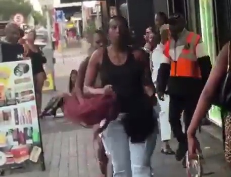 Female fight ends in Epic Way