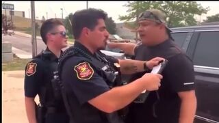 WOW: Guy Handles These Trespassing Cops Like a Total G.