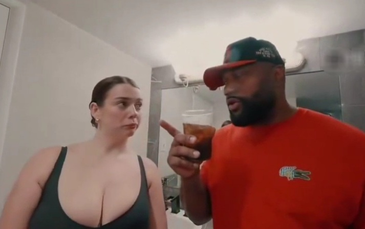 Rampage Jackson INTERVIEWED & asked questions to this Lady about being a PORN STAR