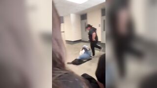 LMAO: Teacher Deescalates Obese Student Fighting Perfectly by offering Fatso Some Food.