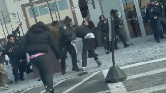 Multiple teens arrested during chaotic caught-on-camera NYC mall brawl