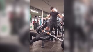 A Sure Win For World's WORST Spotter for this Pinhead Right Here