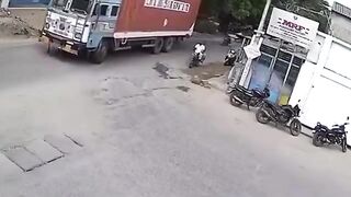 I Blame the Truck Driver......Graphic and Sad Video