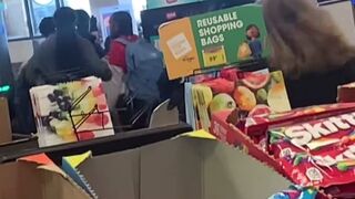 Viral video shows anti-ICE school walkout teens invading Cincinnati Kroger, hurling objects: ‘Ought to be prosecuted’