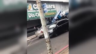 What are these guys trying to do? Fatal unloading incident