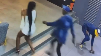 Daylight Bag Snatch Robbery at Sapphire Office