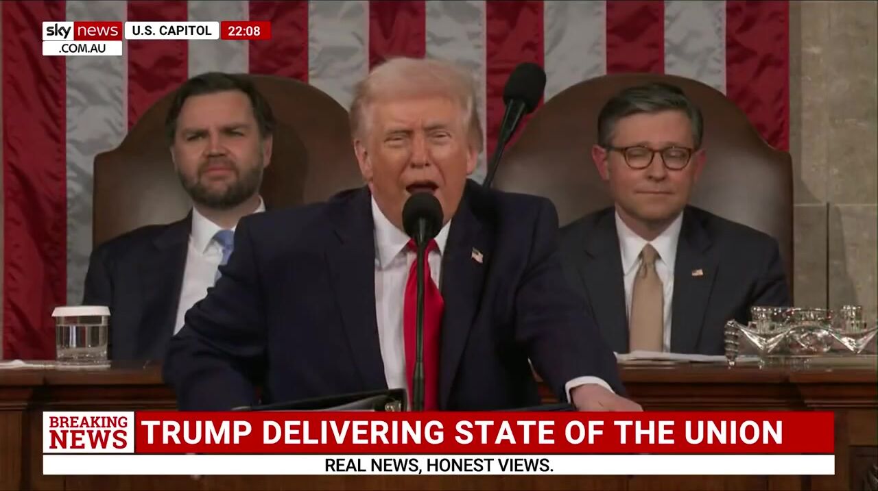 Trump bashed the two DemocRats' pet; Somali scammers Omar and Jihadi Tlaib.