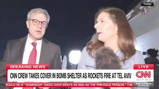 LIVE News on CNN stopped because of Bombing in Tel-Aviv Israel