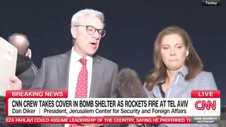 LIVE News on CNN stopped because of Bombing in Tel-Aviv Israel