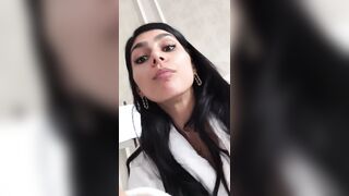 Pornstar Mia Khalifa rants ignorantly about the VA under President Trump