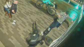 Man seen allegedly pushing kids off bikes in Sandy Springs arrested