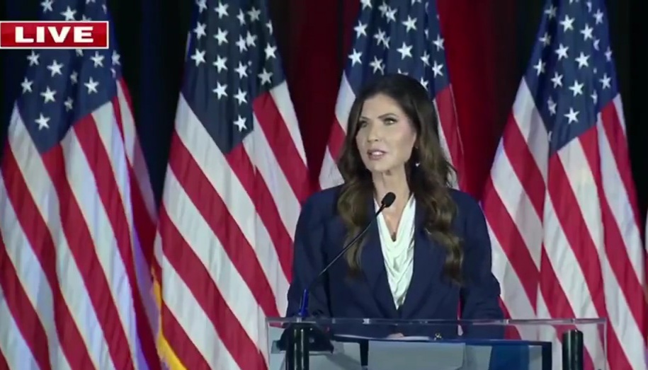 Kristi Noem wasn’t just fired. Kristi Noem was fired as she was speaking live in Nash