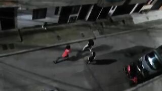 Why fight a man with a Knife that Big..all it takes is one shot