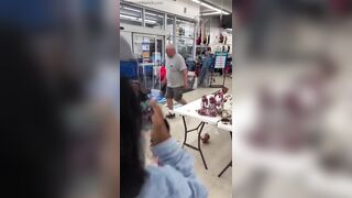 Crazy brawl Breaks out in a store