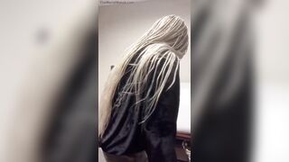 LGBTQI+ influencer pretends to be pregnant at the doctors office