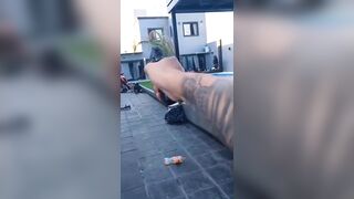 Who was the suspect who died in a shootout with police during a pool party in Esteban Echeverría?