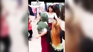 Who said Muslim Girls aren't Sexy, Watch this Turkish Girl Dance