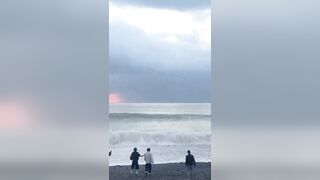 4 young men enter restricted zone in Taiwan and witness live missile