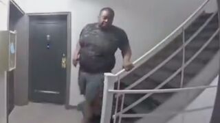 Woman claims she’s pressing charges after this viral video shows her neighbour stealing her Wingstop order