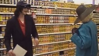 Look What Fame did to Michael Jackson, in 2003 he had to Close a Supermarket, Just to Feel How it feels to go Grocery Shopping