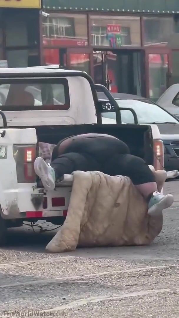 Fatty Gets a Lift, presumably to the Hospital