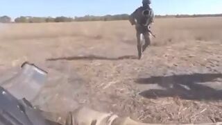 Charging Enemy Soldier Executes 2 Infantry with Ak-47