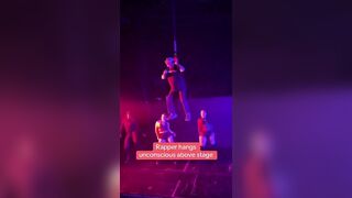 UK Rapper Passes Out Mid-Performance in Chicago