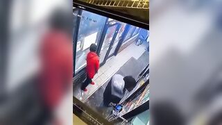 This Video Being Posted as a PSA to Always be Aware of Your Surroundings.