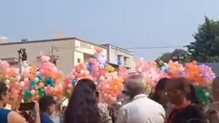 Balloon Memorial goes Wrong in India with the Helium Tank