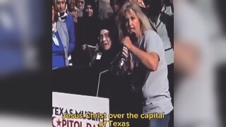 TESTIFY GIRL! Woman interrupts Islamic Day in Texas with some PRO American Words