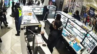 Police use pepper spray to break up a brawl between 50 mainly African teenagers at a Melbourne shopping centre