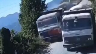 Truck Driver picked the WRONG Place to Stop and Pee