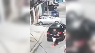 Cop Punches his Wife in the Head Several Times then Shoots her Dead on the Street.
