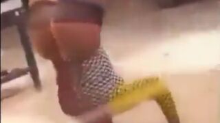 Jamaican Girl Showing Off Hand Stand Twerk Leads to Horrible Neck Injury, Possible Death