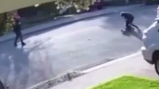 2 Thugs Each with a Gun get Destroyed by Unarmed BadAss