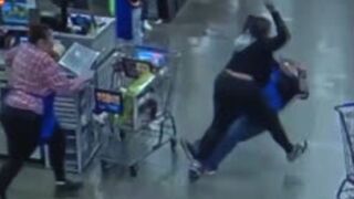 Thug Bitch Knocks a Kroger Employee Out in Front of Her 1-Year-Olld Kid.