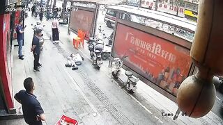 Don't ride on the sidewalk !