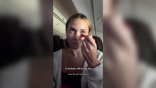 Man calls out Influencer filming herself applying makeup on a plane.