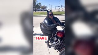 Superheroes exist: "Don't be afraid, Catwoman is here!"