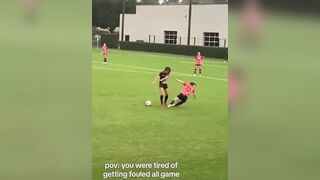 When female soccer players pick fights on the field… but it doesn't go as expected