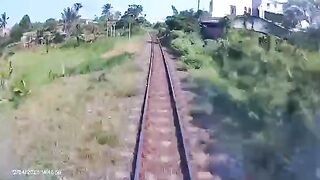 Train vs. Jeep is just Nasty