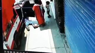 Sad: Poor Kid has to Witness his Dad Murdered...then Stands over Him