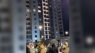 Sad News Santa Claus fell from the 24th Floor and died: Eyewitnesses Captured Eerie Footage