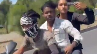 Shocking footage captures a tr@gic accident in Madhya Pradesh