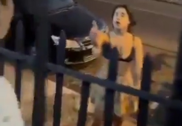 BRAZIL GOES VIRAL WITH STREET FIGHT BETWEEN TWO WOMEN
