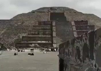 Gunman opens fire on Pyramids of Teotihuacán in Mexico, killing several people and in